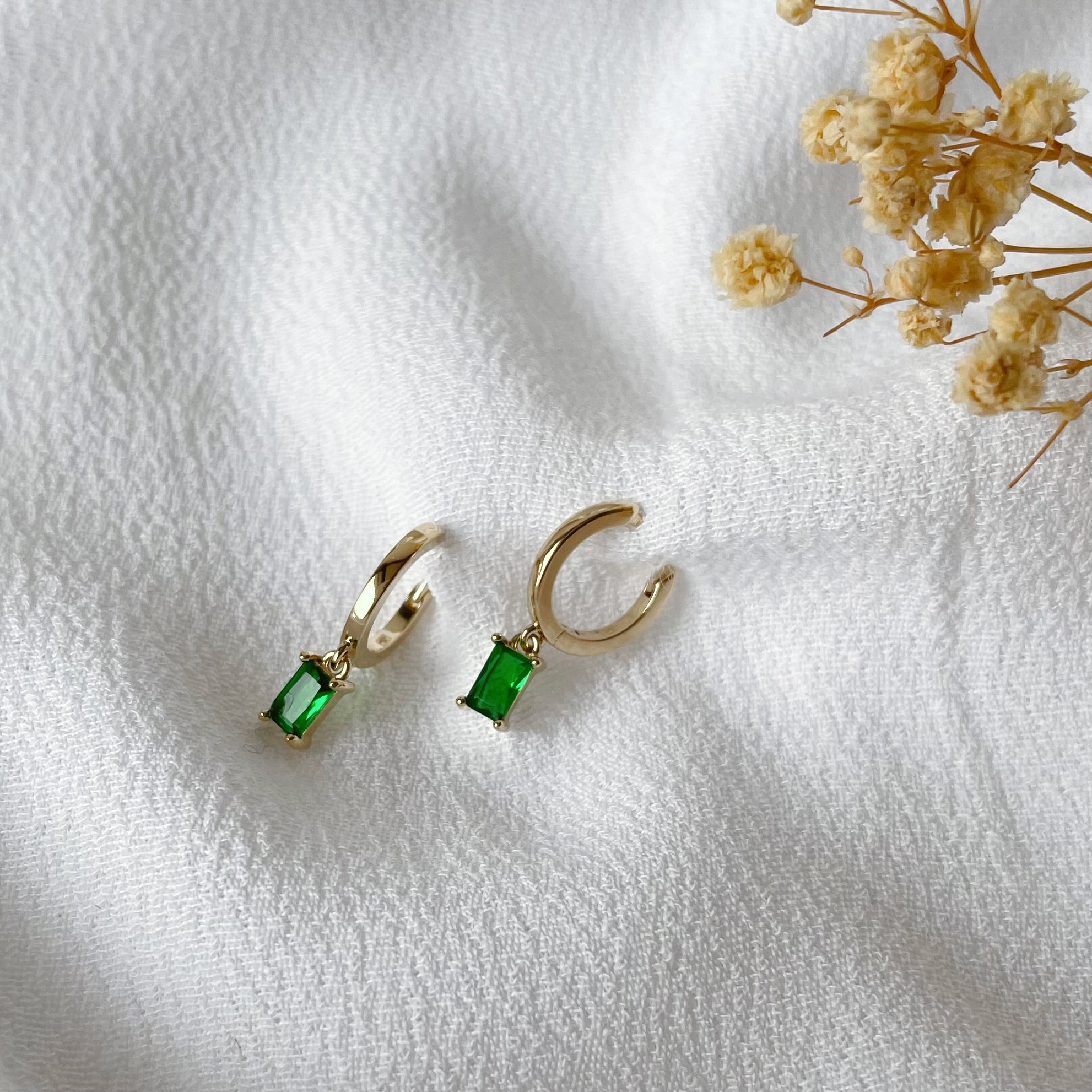 boucles d'oreilles créoles et pendentif zircon rectangle vert
